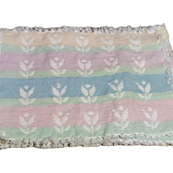 Vintage Pastel Colored Flower Reversible Placemats Set Of Five - Picture 3 of 12